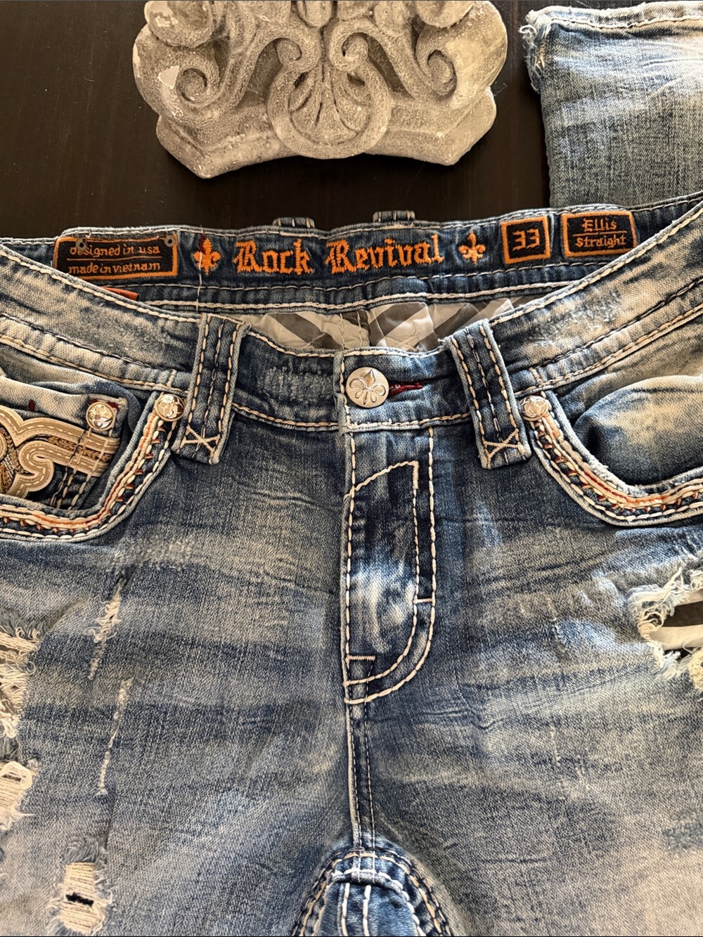 Rock Revival Jeans in Faded Blue with Contrast Stitching (Men’s)
